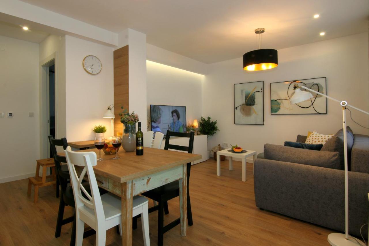Apartments Tona ザボリッチ エクステリア 写真