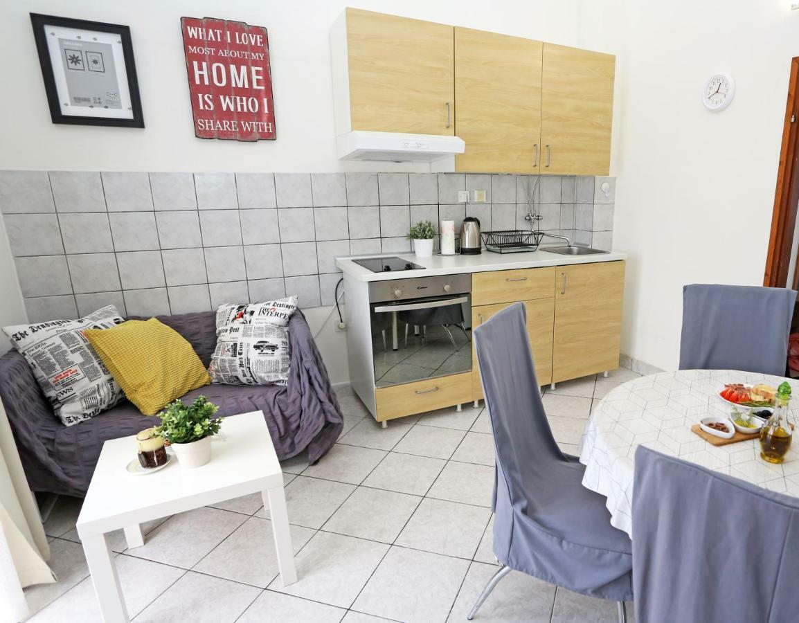 Apartments Tona ザボリッチ エクステリア 写真
