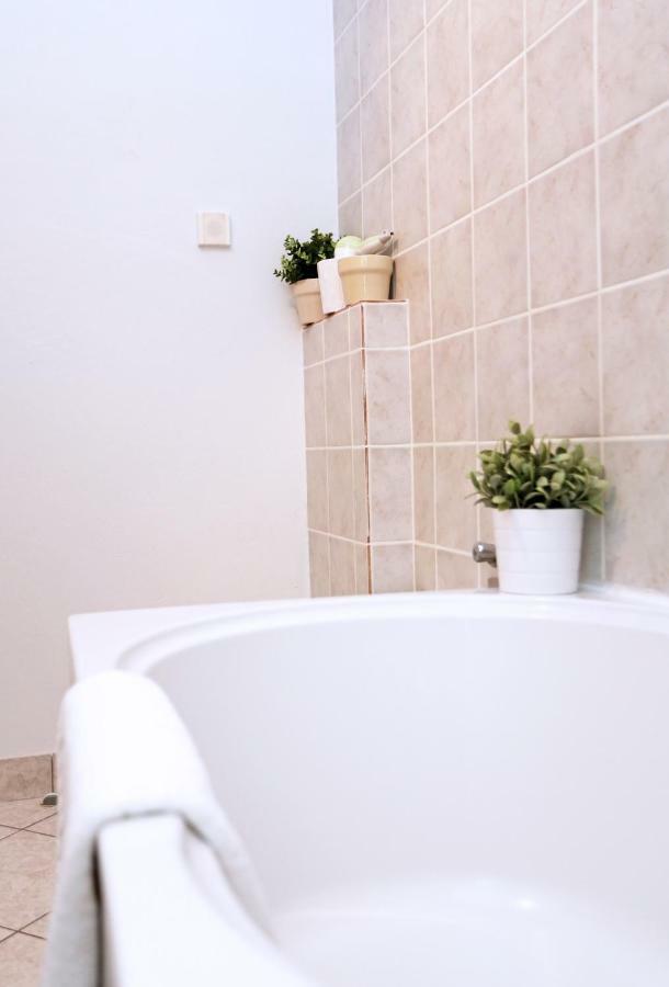 Apartments Tona ザボリッチ エクステリア 写真